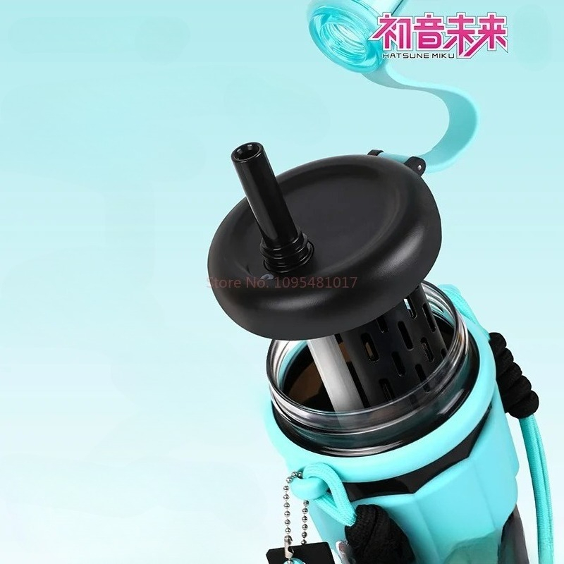 Анимационная бутылка для воды  – обзор и цена Travel Accessories Japan